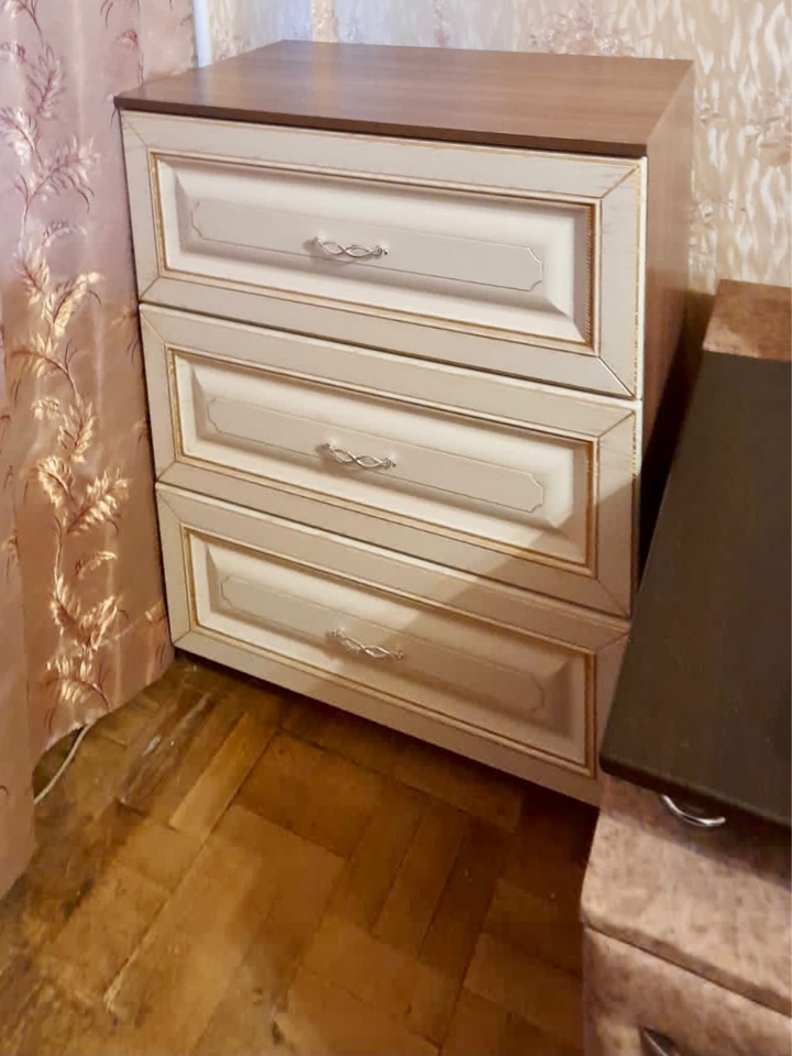Комод 18